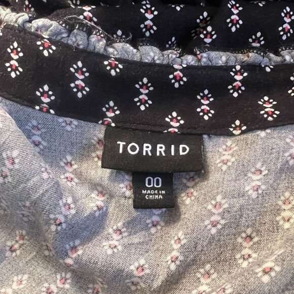 Torrid pattern short sleeve midi dress - Picture 4 of 12